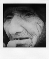 http://www.bertrandcarriere.com/files/gimgs/th-38_07polaroids of war.jpg